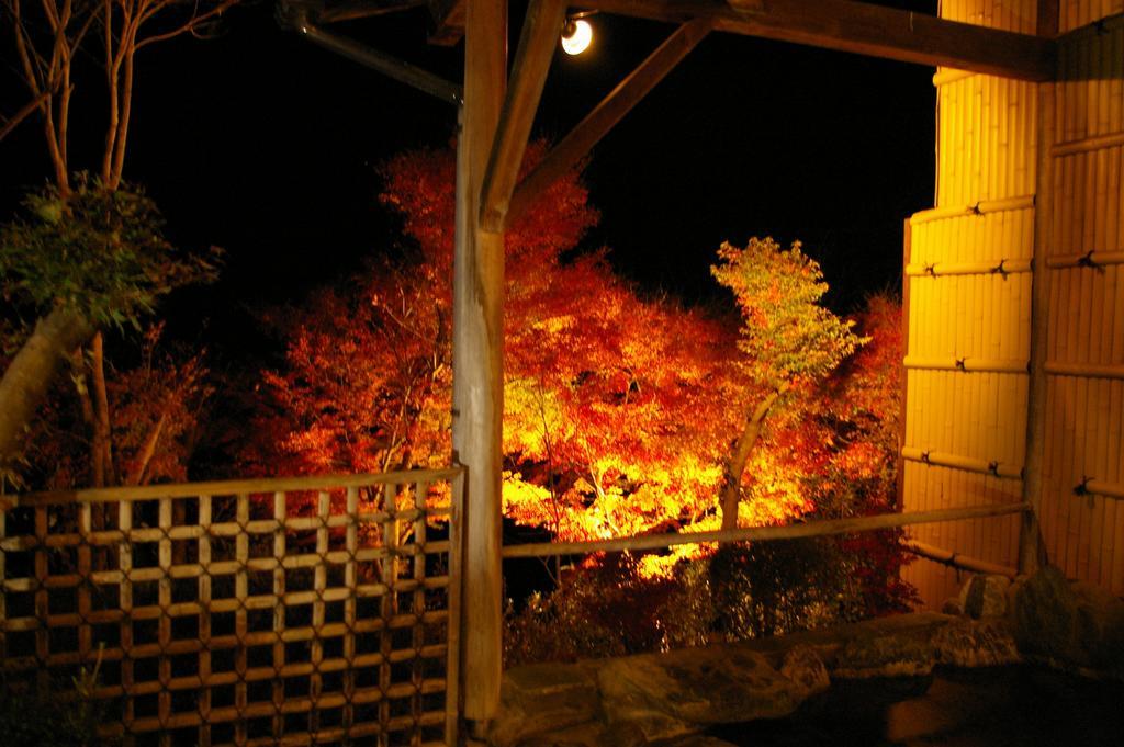 Sawatari Onsen Miyataya Ryokan Nakanojo Esterno foto